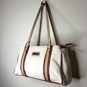 Laura Scott Vegan Leather White & Bown Shoulder Bag